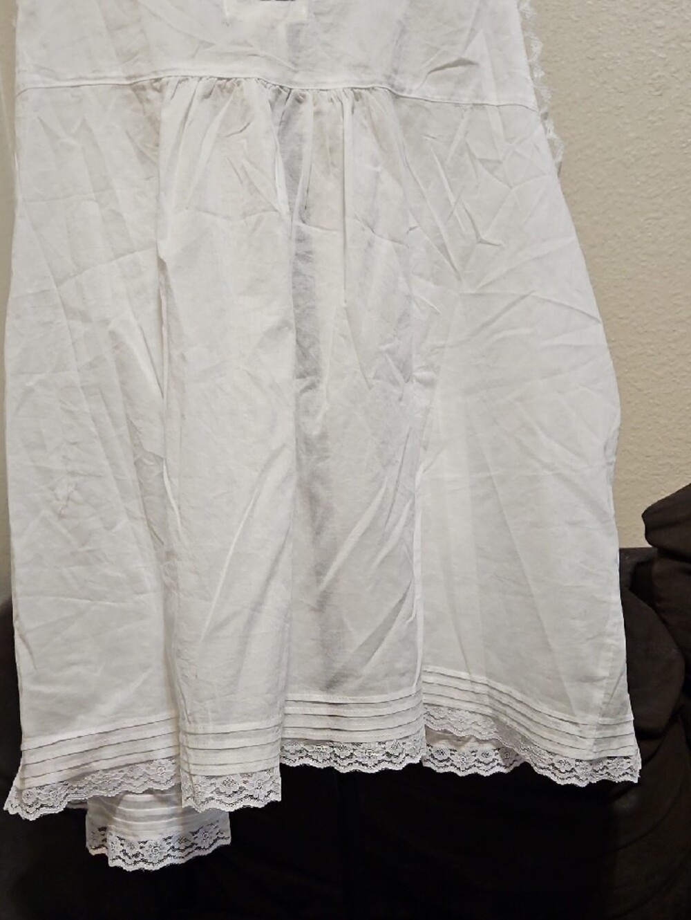 torrid White Lace-Trim Cotton Camisole with Front Tie - Picture 5 of 8